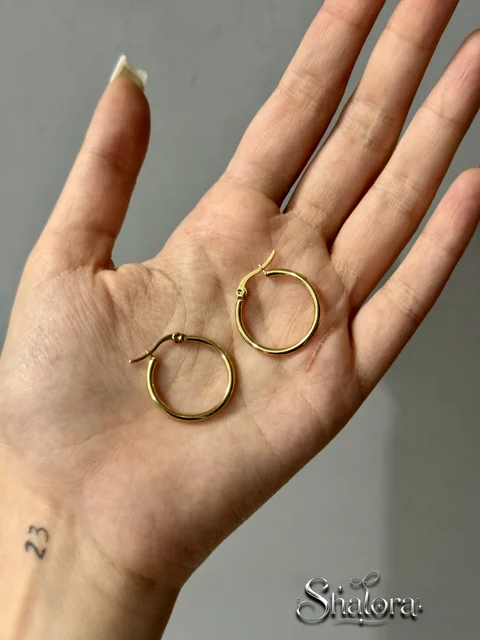 گوشواره حلقه‌ای طلایی